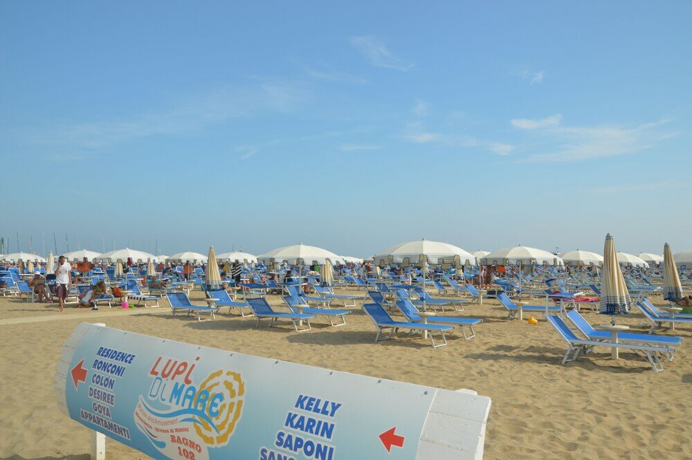 Фото Hotel Karin