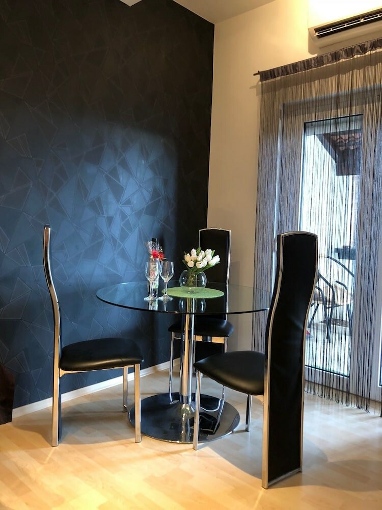 Фото Modern Accommodation