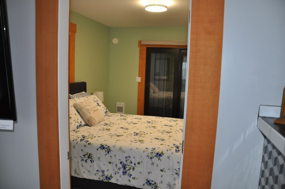 Фото Shelter Bay Resort