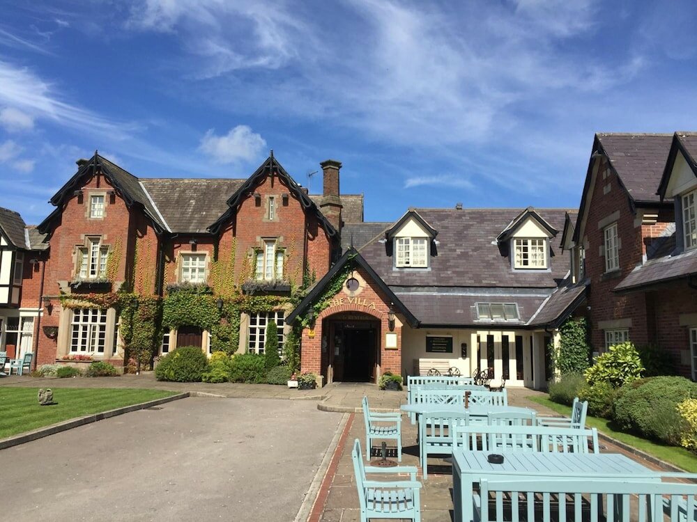 Фото The Villa Wrea Green