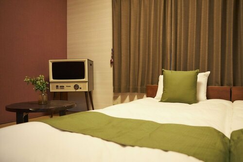 Гостиница Kagurazaka Retro Bar & Hotel в Токио