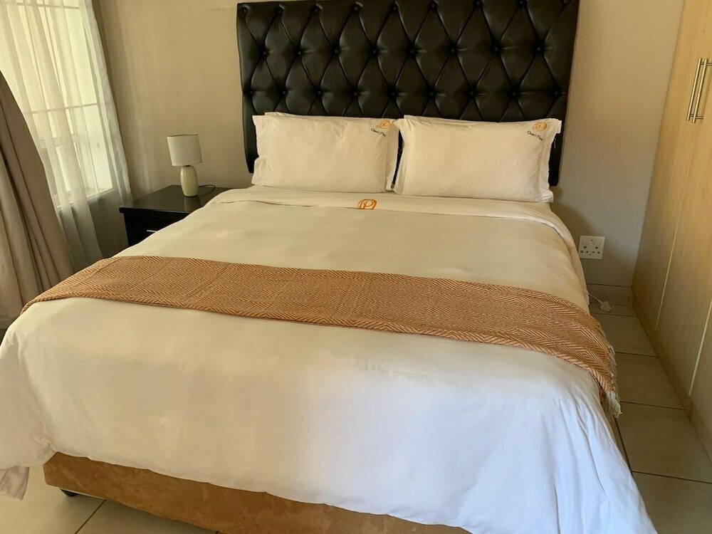 Hotel Owee's Place-Guest House, Johannesburg, photo