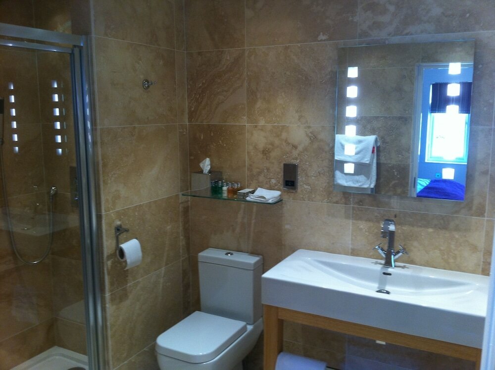 Фото The Villa Wrea Green