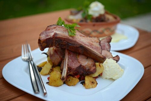 Гостиница Grand Hotel & Restaurant в Вуковаре