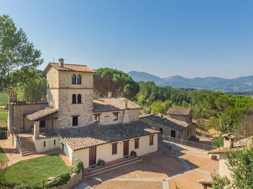 Гостиница Borgo Pulciano Agriturismo