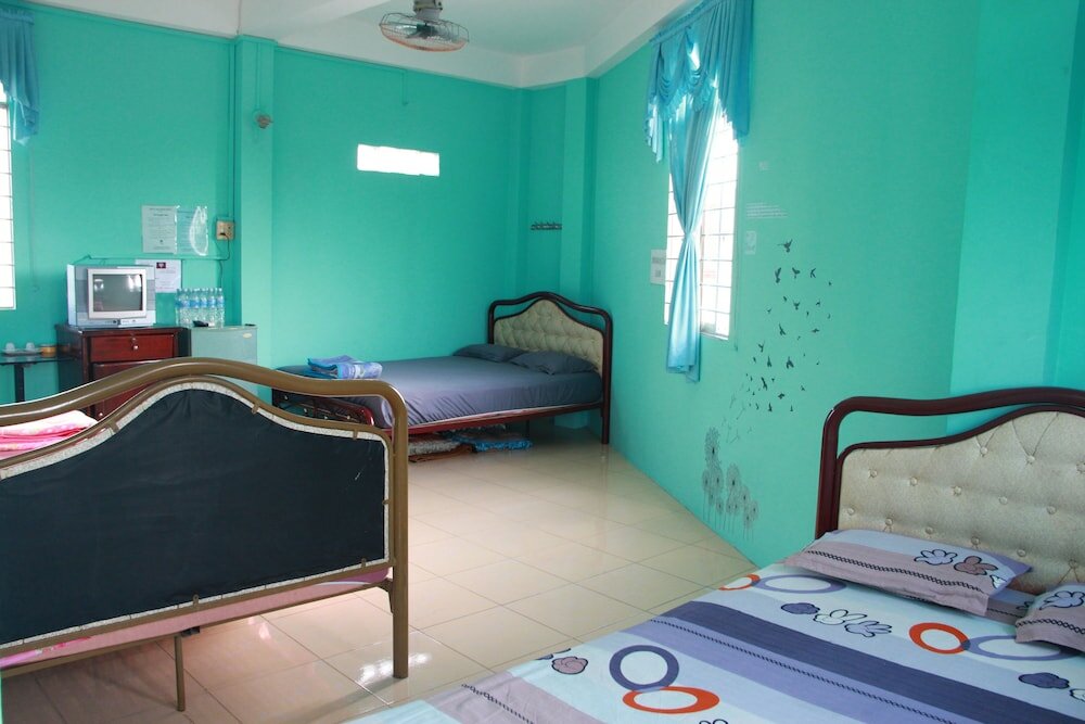 Фото Huynh Huong Guesthouse