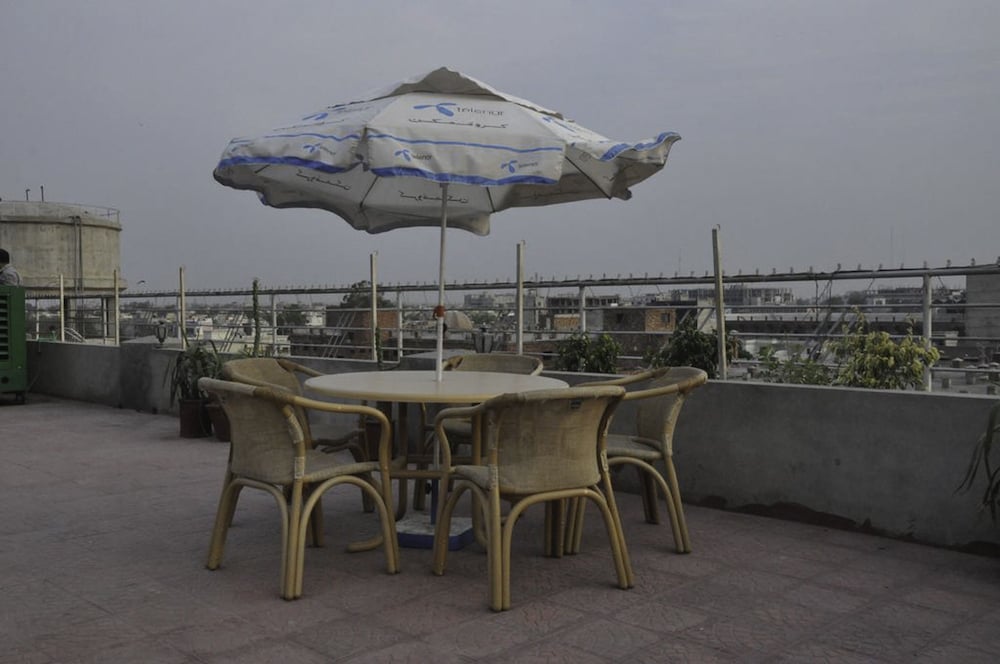 Фото Raj One Hotel