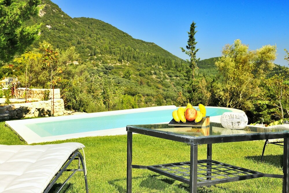 Фото Villa Orfeas- Mounty Island Villas