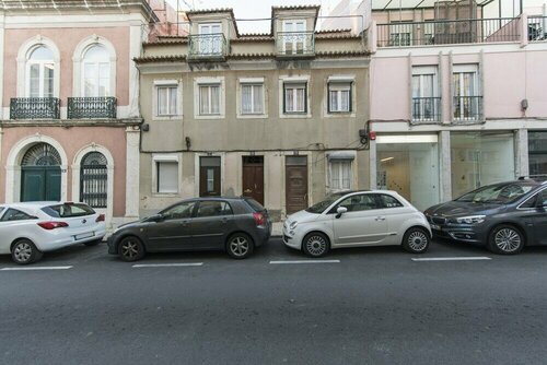 Гостиница Traditional Duplex Apartments in Principe Real в Лиссабоне