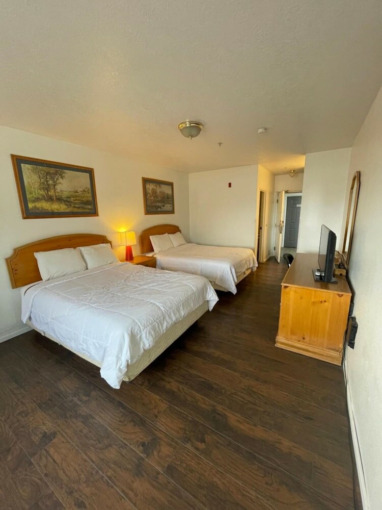 Фото Traveler's Inn