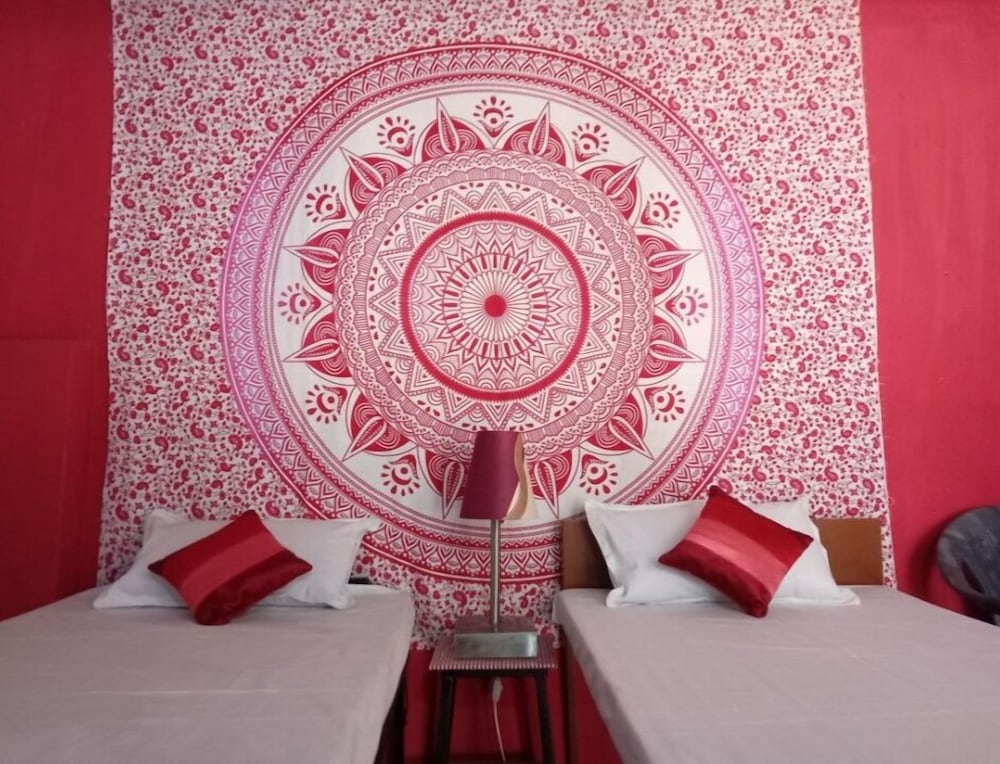 Фото Swachh Room