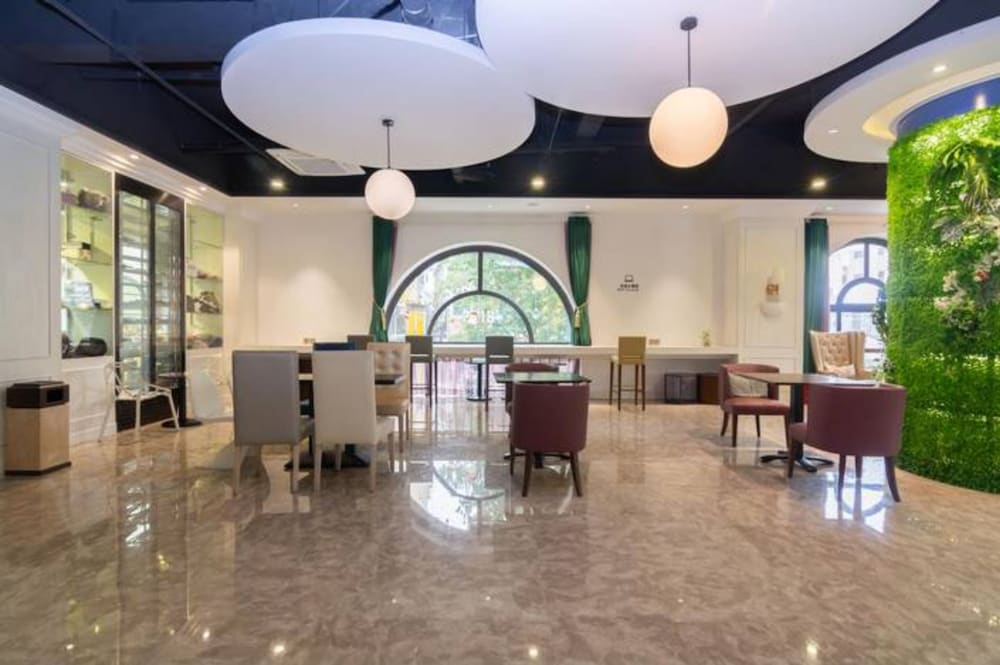 Фото Shine Apartment