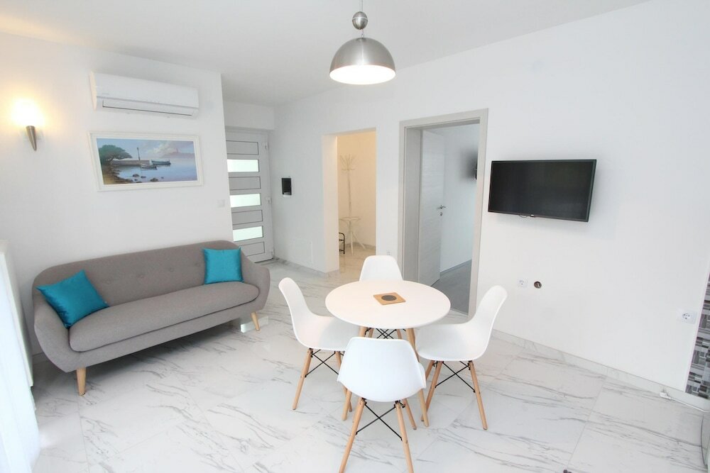 Фото Apartment Karlo 1