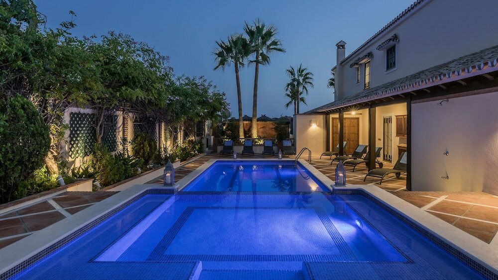 Фото The Residence by Beach House Marbella