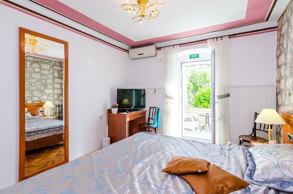 Фото Apartments Nicol