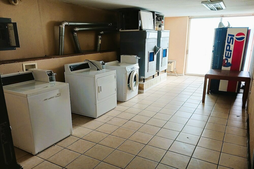 Фото USA Inn Junction City Near Fort Riley