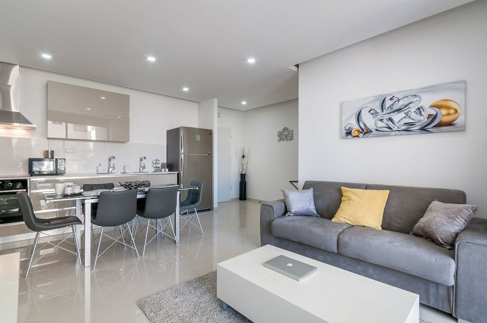 Фото Full Option 7People Terrace-Lift-Parking