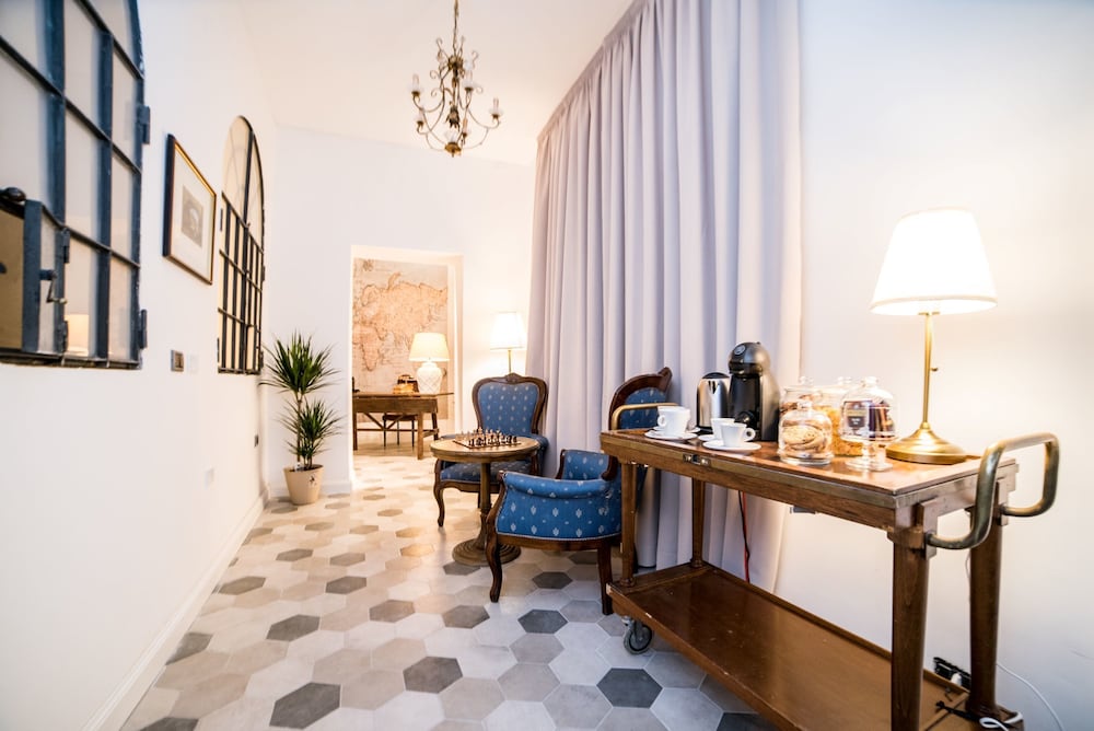 Фото Palazzo del Duca Luxury Guest House