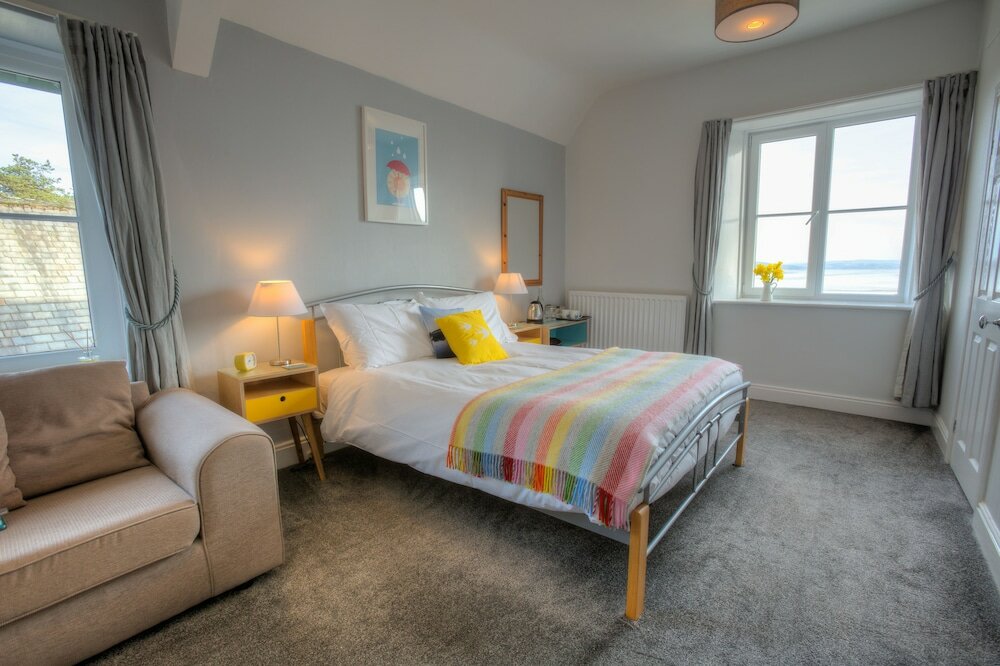 Фото Corner Beech House