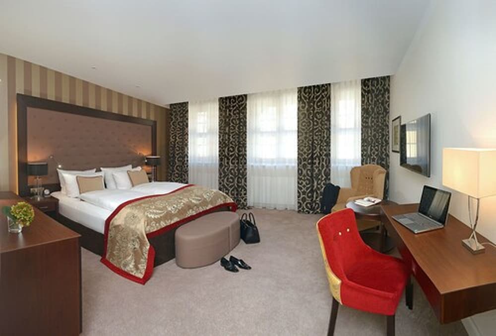 Фото Romantik Hotel Burgkeller & Residenz Kerstinghaus