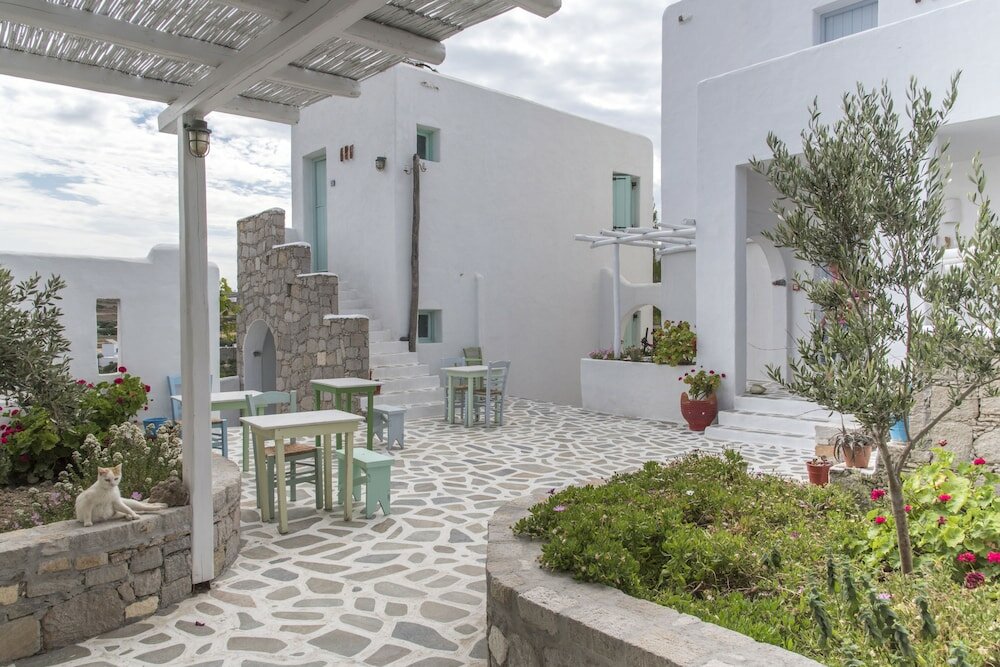 Фото Thalassitra Private Pool Suites & SPA