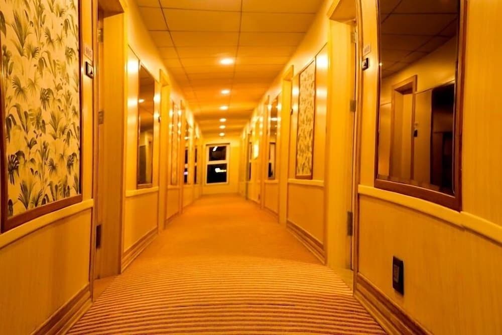 Фото Kyriad Hotel Nashik