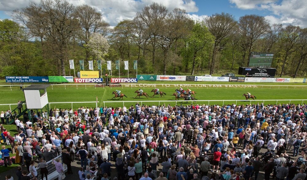 Фото Hampton by Hilton Hamilton Park