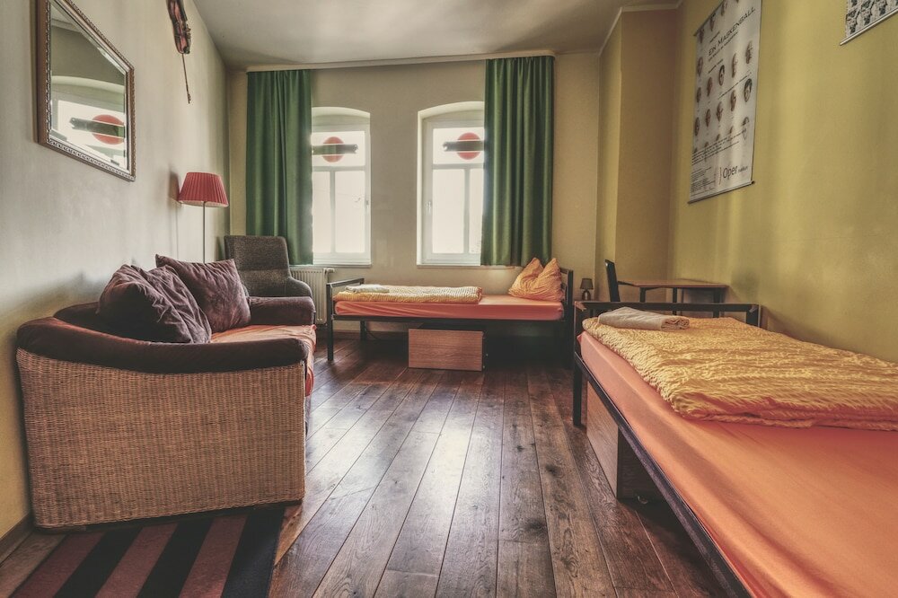 Фото Opera Hostel