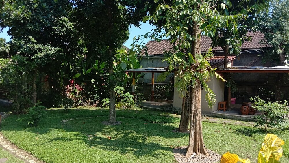 Фото Astawa House