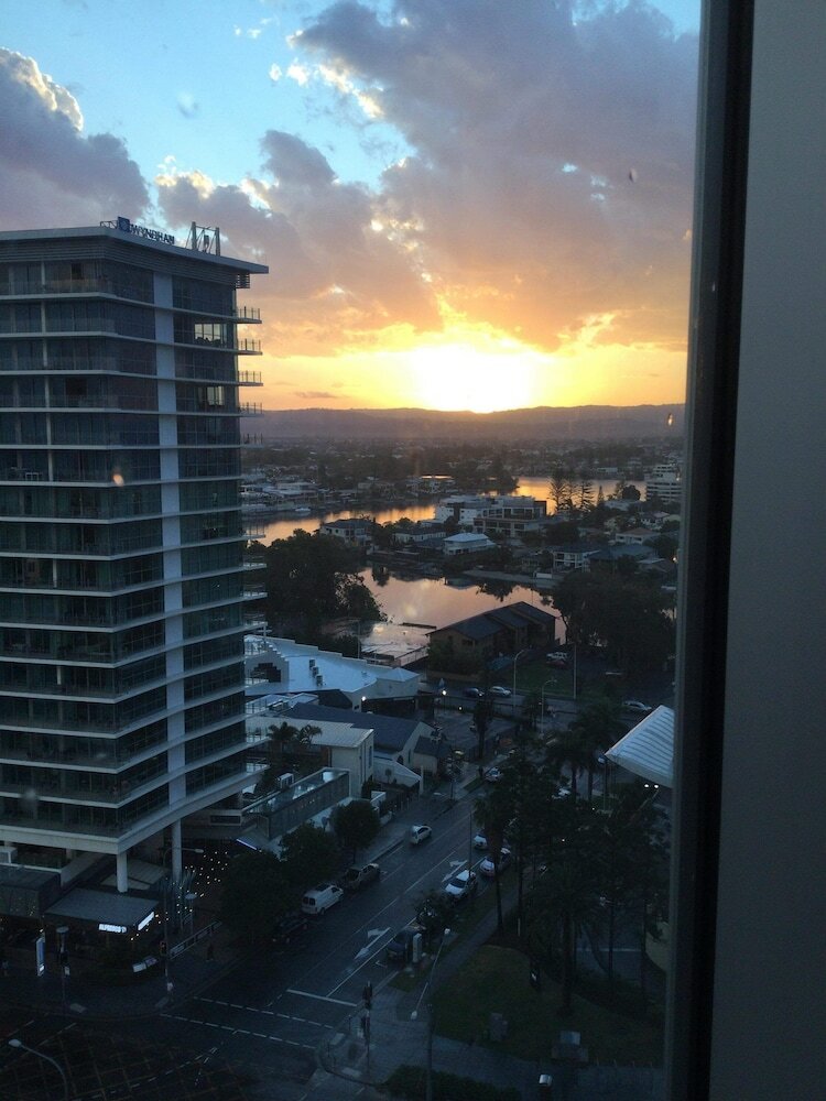 Фото Upmarket Apartment at Beach