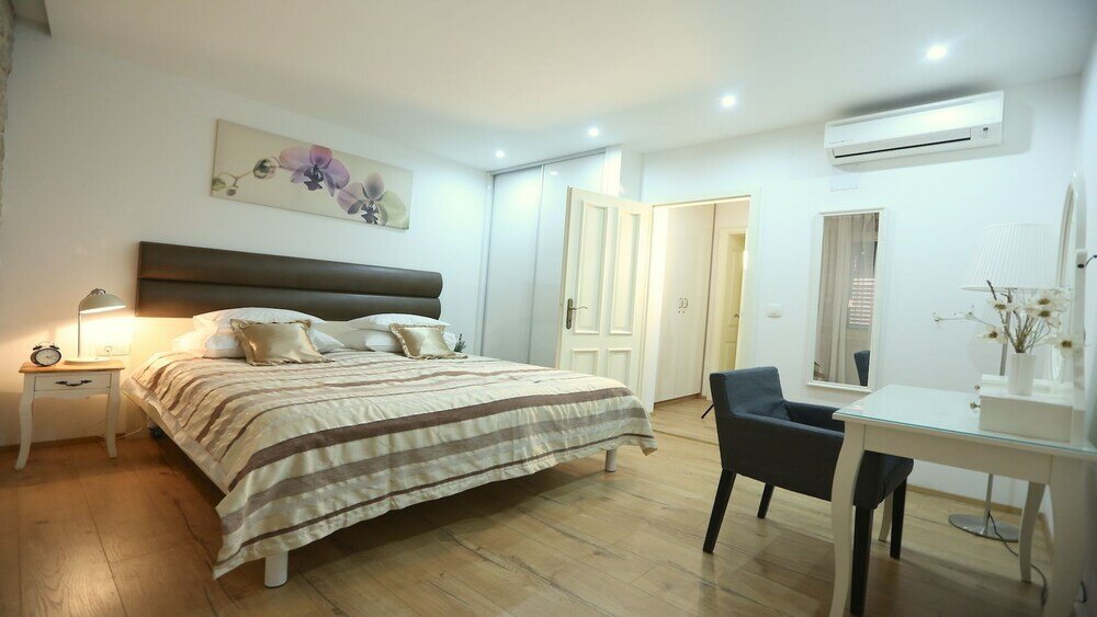 Фото ApartmentsPalace Rialto II