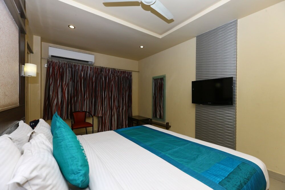 Фото Oyo 5319 Hotel Navaratna