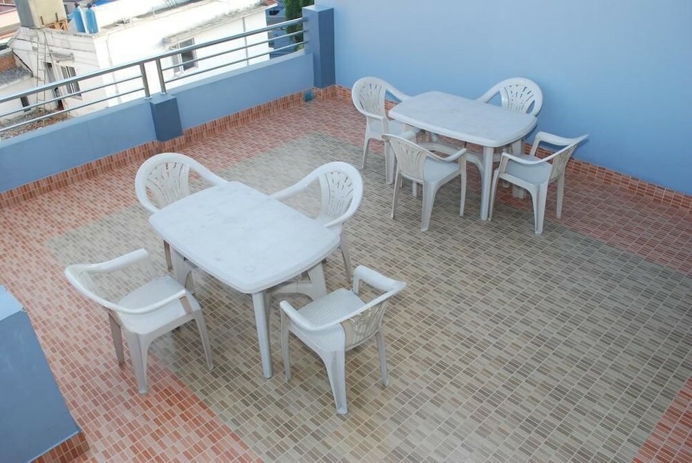 Фото Three Boys Apartment and Guest House