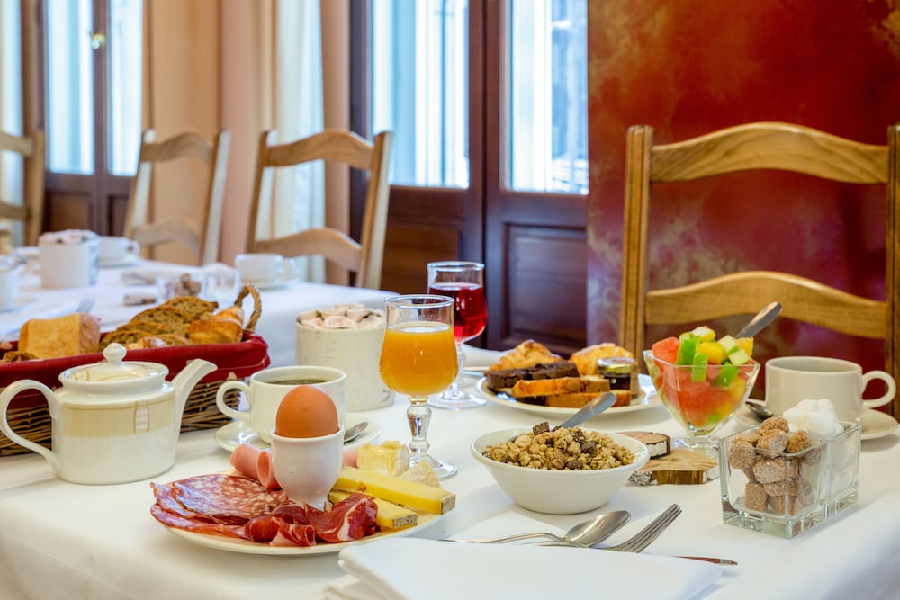 Фото The Originals Résidence, Demeure des Remparts, Provins