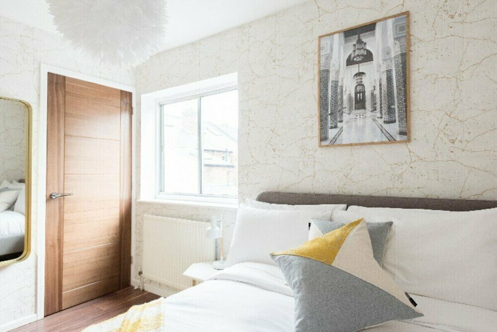 Hotel The Century Chalet - Contemporary 2bdr Townhouse With Parking, Oxford, photo