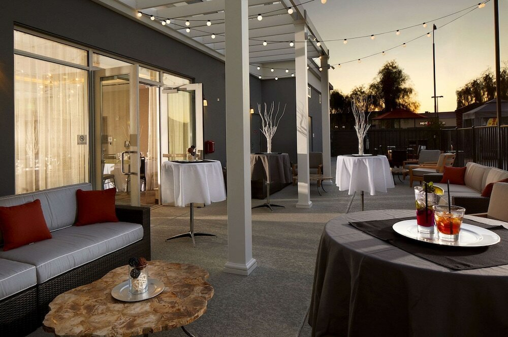 Фото Cambria Hotel Phoenix Chandler - Fashion Center