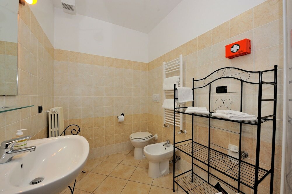 Фото Agriturismo Lustrinu