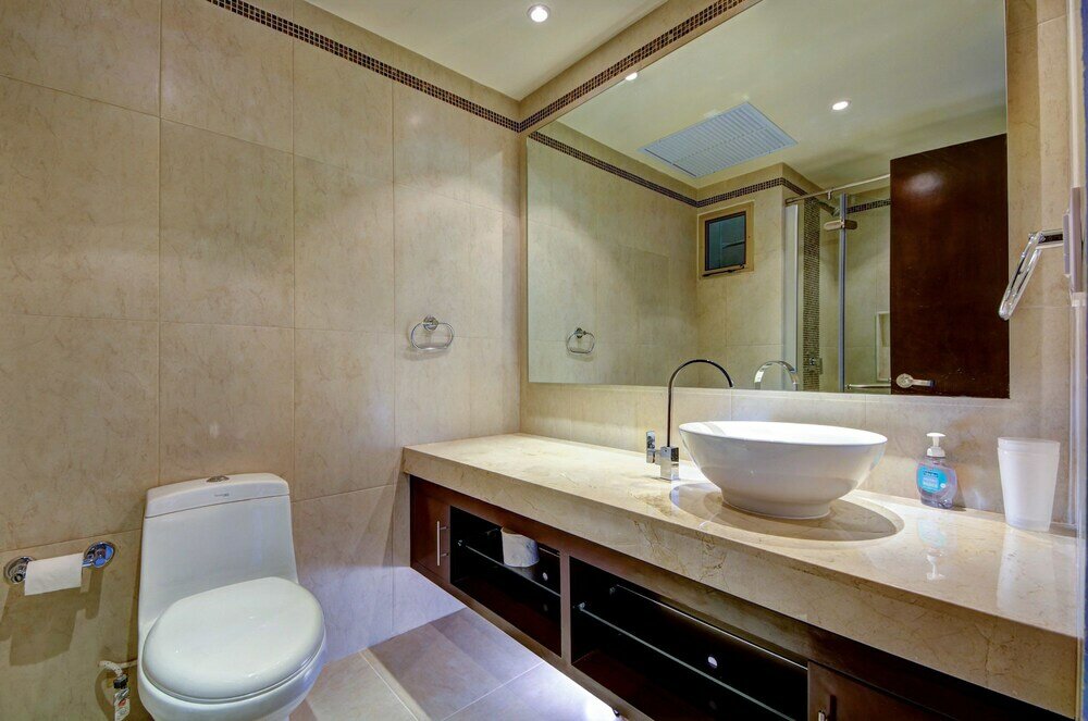 Фото Rebecca 2 bedrooms sleeps 5