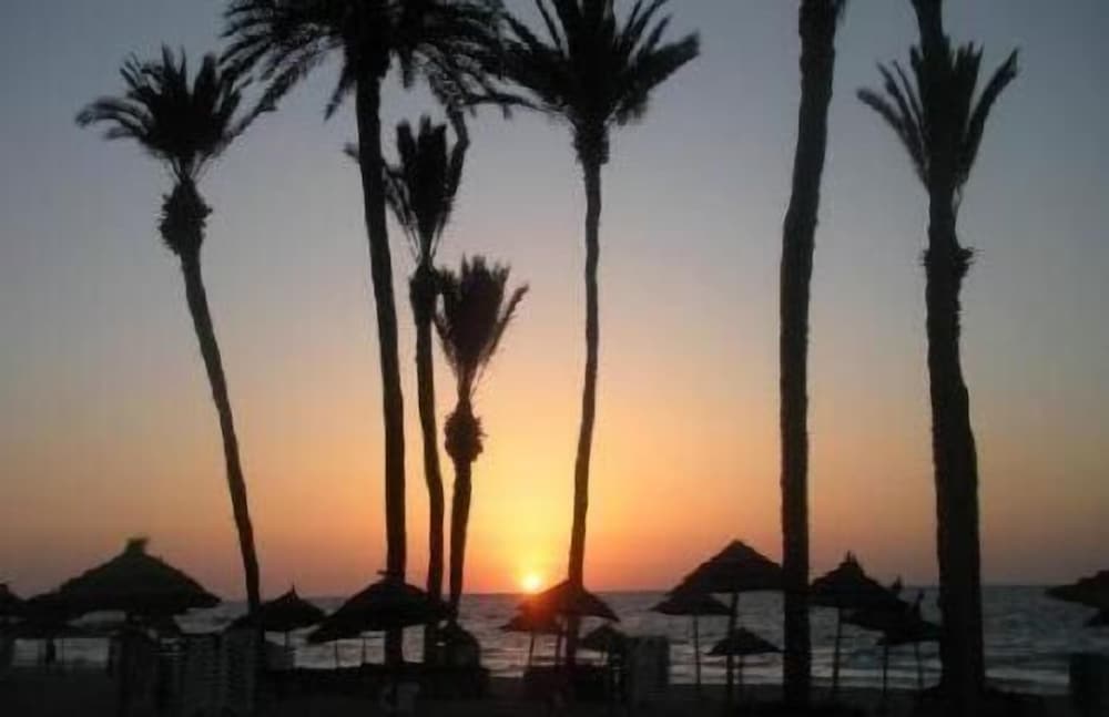 Фото Zephir Hotel & SPA