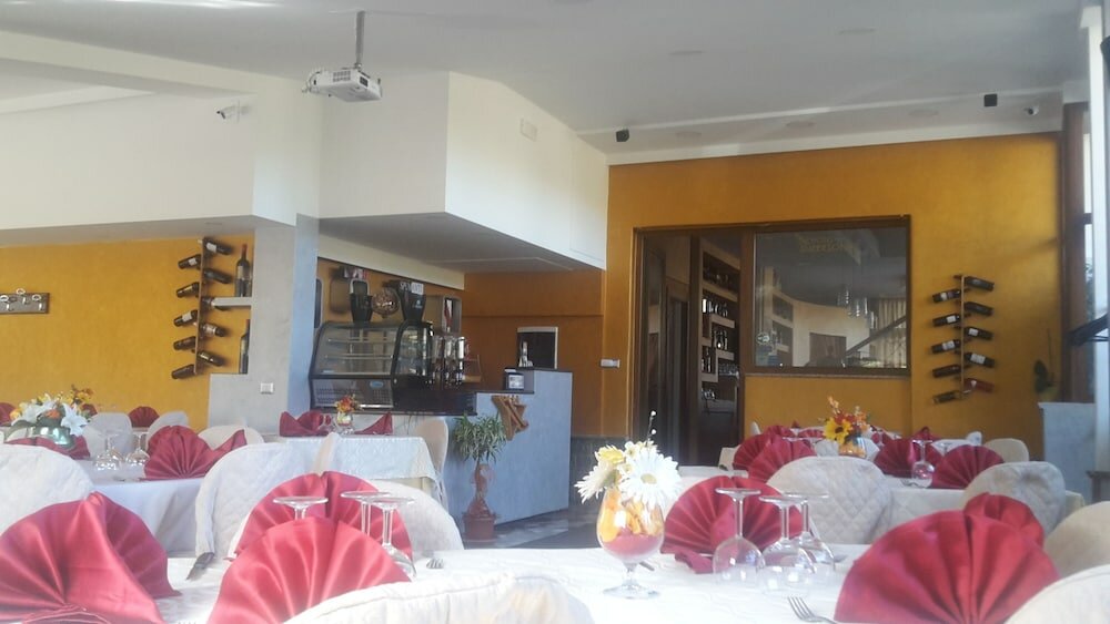 Фото Hotel Supersonik