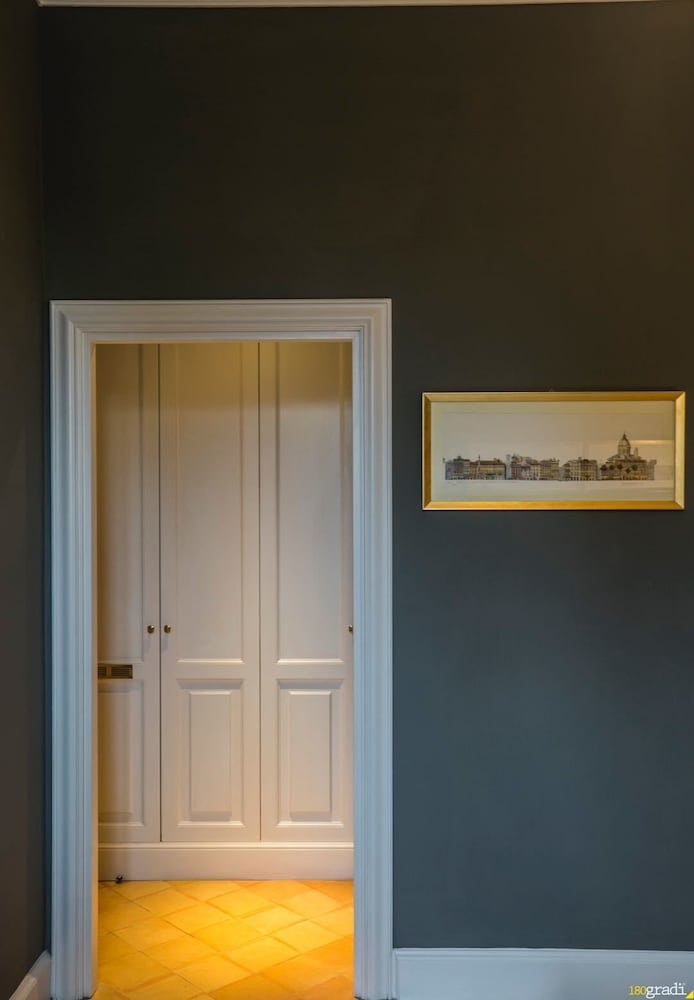 Фото Parrasio Hotel