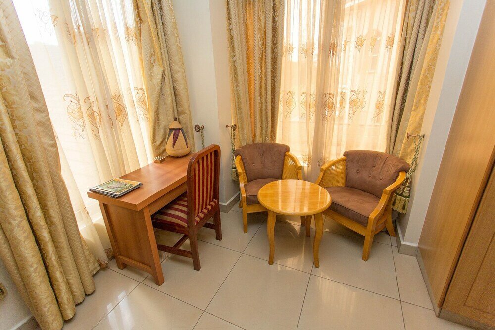 Фото Aberdeen House Boutique Hotel