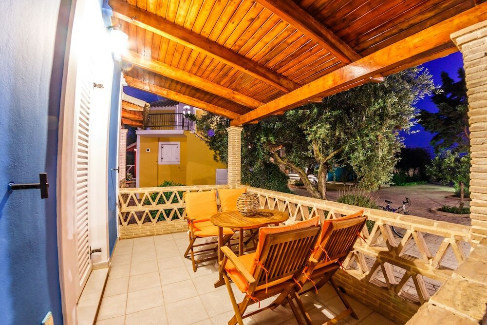 Фото Porto Gerakas Villas