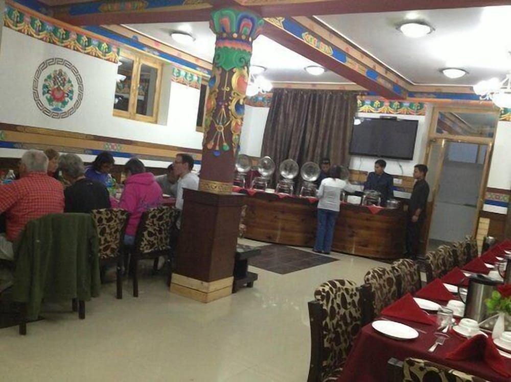 Фото Hotel Rafica