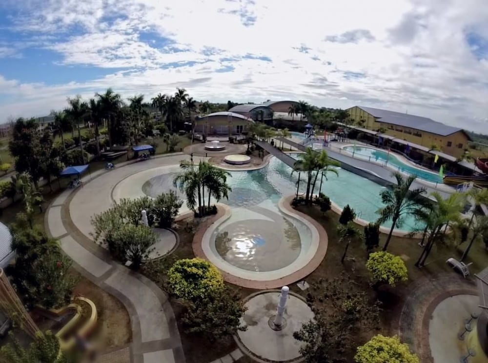 Фото Acropolis North Water Camp