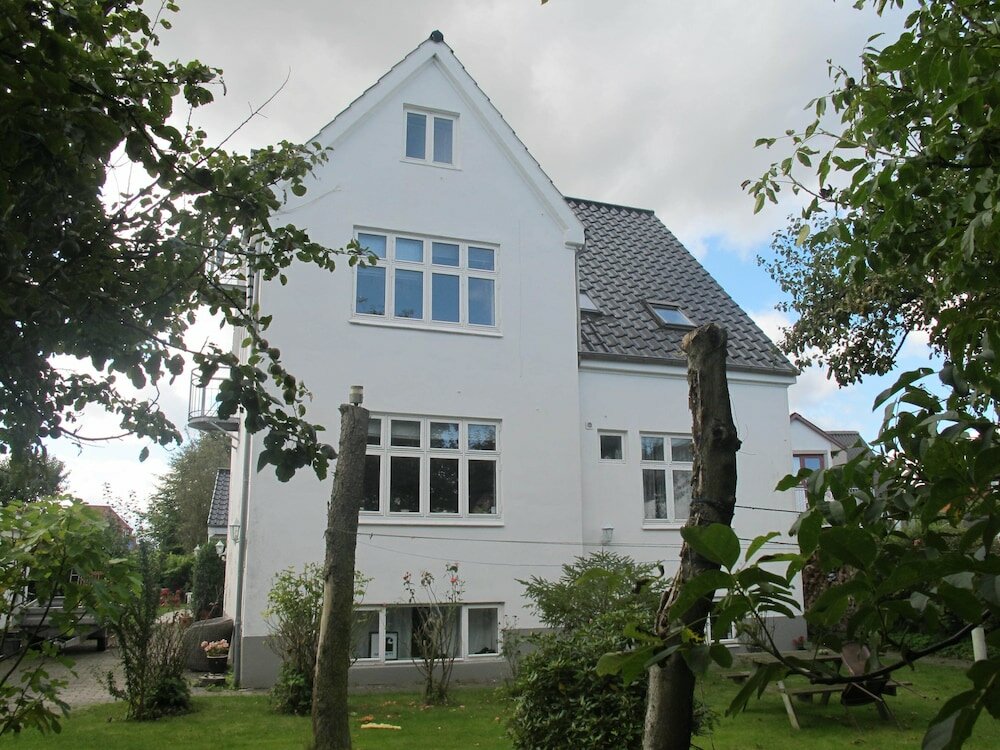 Фото Guesthouse Sharon Suite