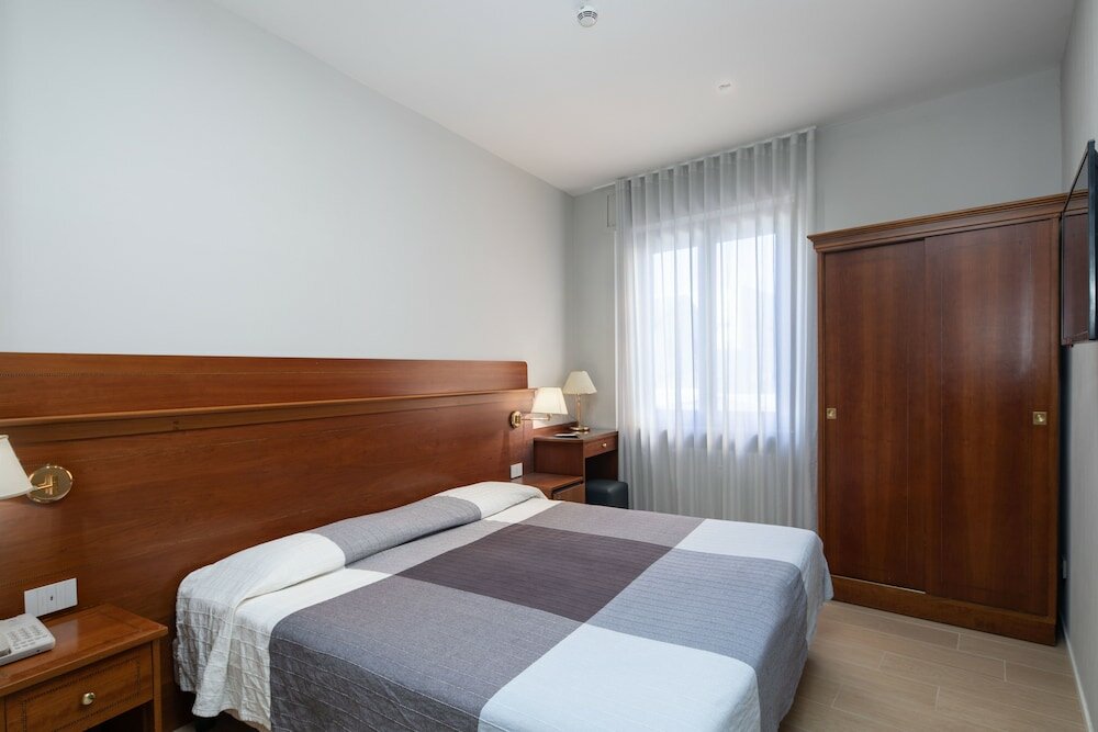 Фото Hotel Excelsior