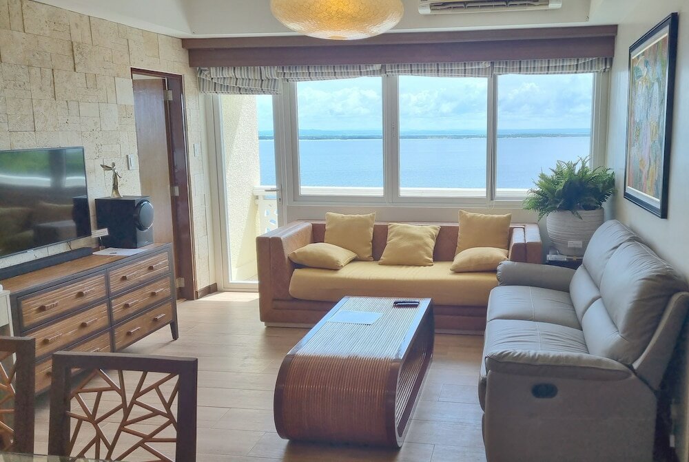 Фото La Mirada Residences