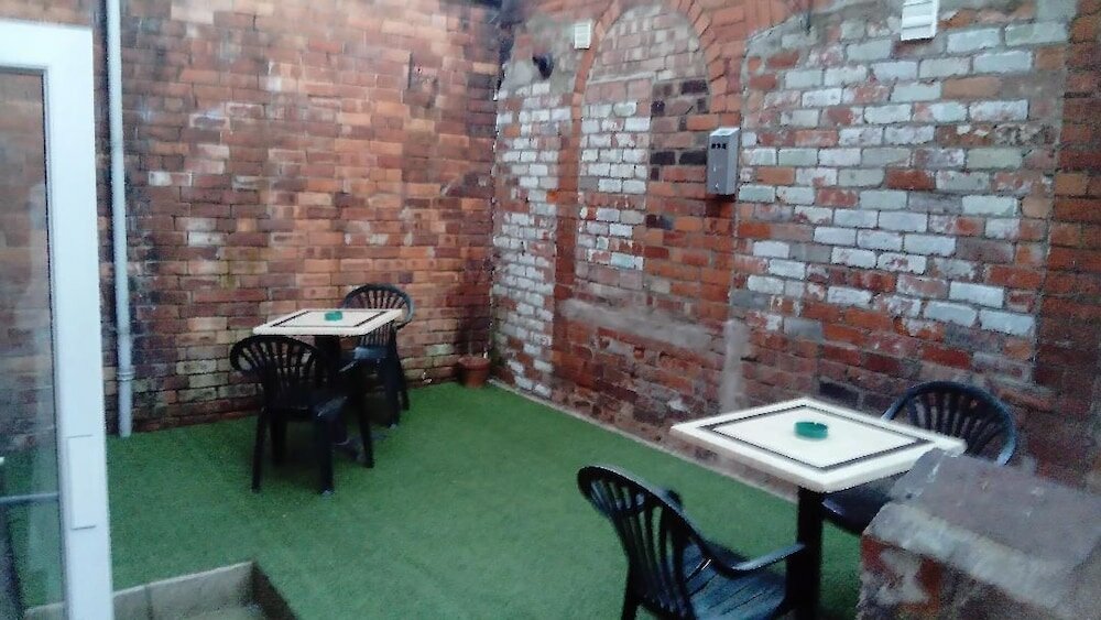 Фото Café 42 Bed & Breakfast