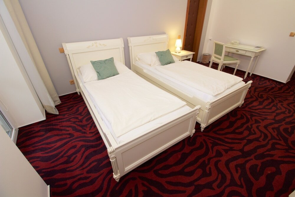 Фото Hotel Galant Lednice